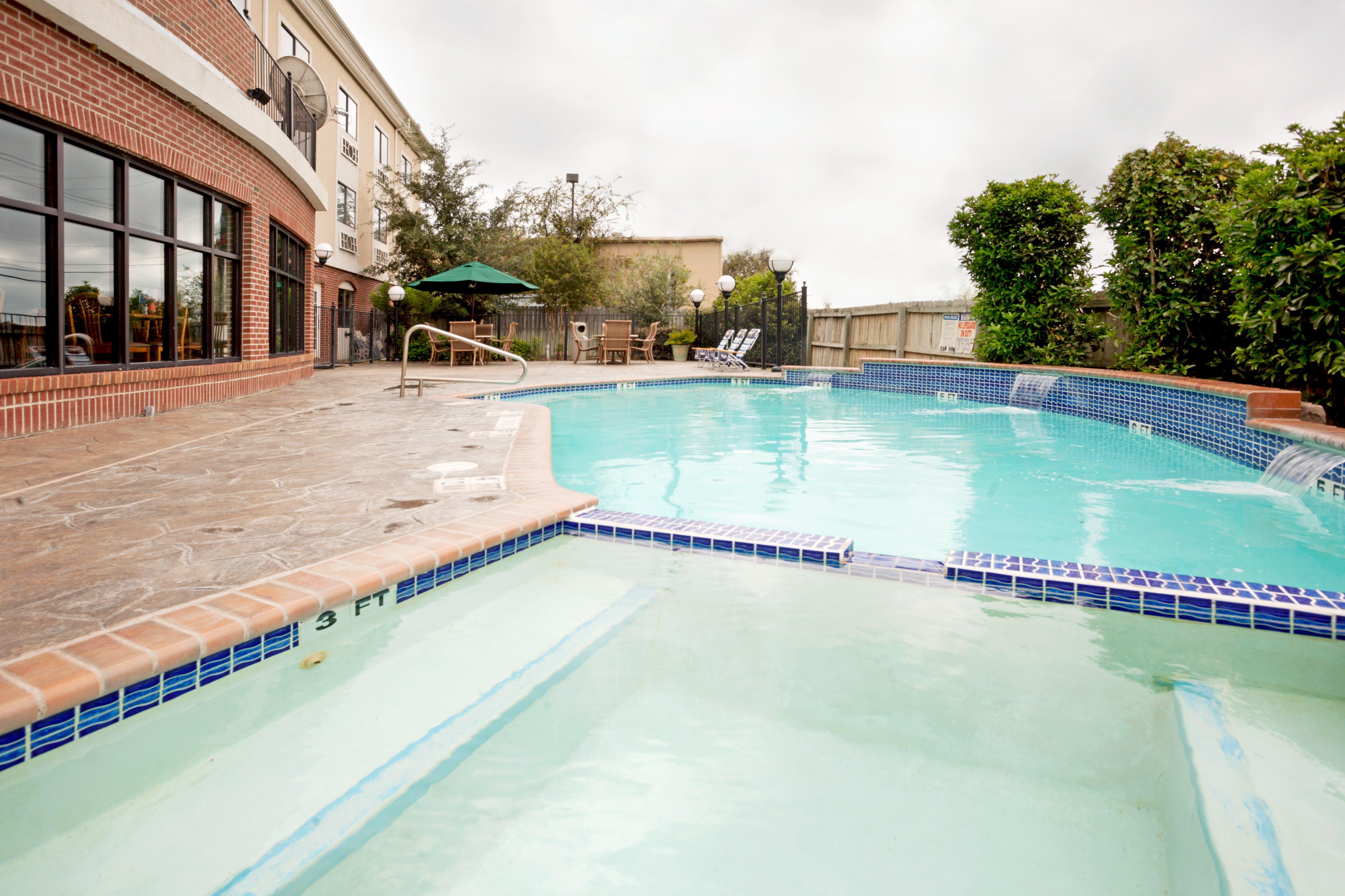 Holiday Inn Express Hotel & Suites Elgin By Ihg Facilities photo
